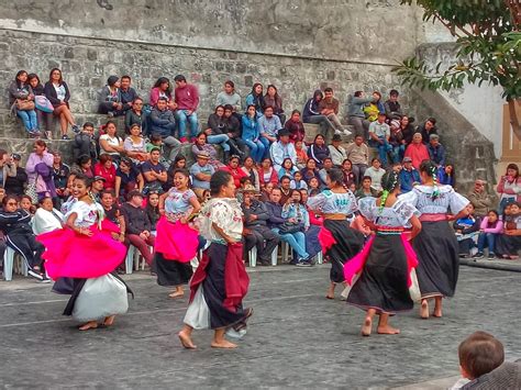 Danza De Otavalo