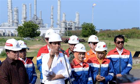 Jun 30, 2021 · kilang grr tuban nantinya dikembangkan dan dikelola oleh pt prpp, sebagai perusahaanjoint venture antara perusahaan minyak dan gas bumi indonesia pt pertamina (persero) dengan rosneft singapore pte ltd yang merupakan afiliasi perusahaan migas rosneft asal rusia. Lowongan Kerja Kilang Minyak Tuban - Kudus magelang pati ...