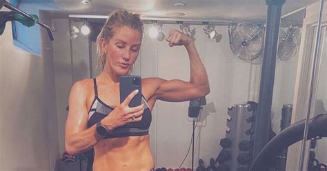 Ellie Goulding Dons Microscopic Sports Bra To Show Off Muscle Bound Physique Daily Star