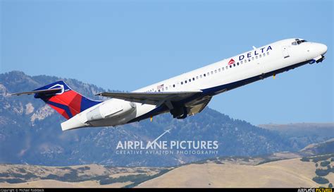 N925at Delta Air Lines Boeing 717 At Salt Lake City Photo Id