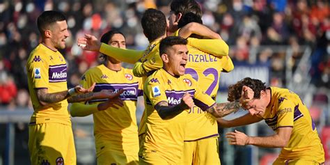 Bologna Fiorentina Italiano Scavalca La Roma