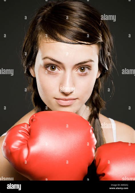 Portrait Two Sport Girl Boxing Hi Res Stock Photography And Images Alamy