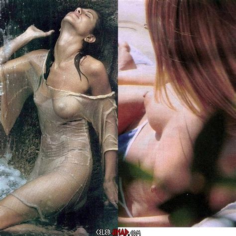 Nipples Exposed Braless Jennifer Aniston Shows Off Boobs SexiezPix