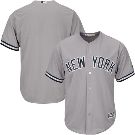 Ein offiziell lizenziertes yankees trikot ist eine großartige ergänzung für ihre garderobe. Sport & Freizeit Majestic MLB Baseball Trikot Jersey New ...