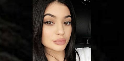 ‘too Big Kylie Jenner Admits ‘botched Plastic Surgery And Her Battle