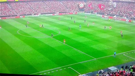 Sigue el partido entre v. Benfica vs Guimarães - YouTube