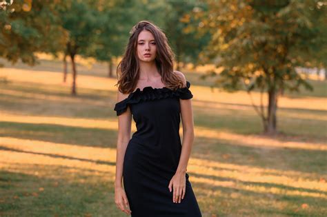 Free Download Hd Wallpaper Models Black Dress Brunette Depth Of Field Disha Shemetova
