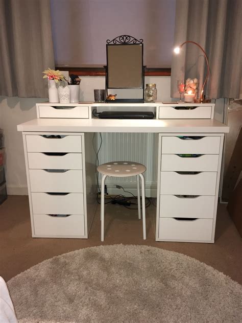 Bedroom Desk With Drawers A Perfect Addition To Your Bedroom