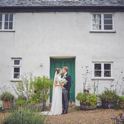 Discover our online wedding collection and finally say yes to the invitation. Get Married at River Cottage