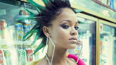 Rihanna Gets A Complete Punk Rock Makeover See Her Shocking New