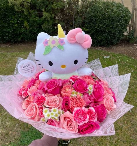 Hello Kitty Bouquet Pink Hello Kitty En 2023 Regalos Rosas Regalitos De Hello Kitty Manualidades
