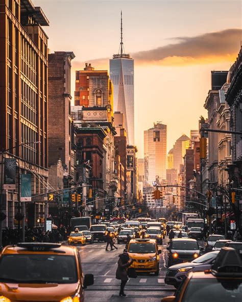 Stunning New York Street Photography By Bart Blachnio Street