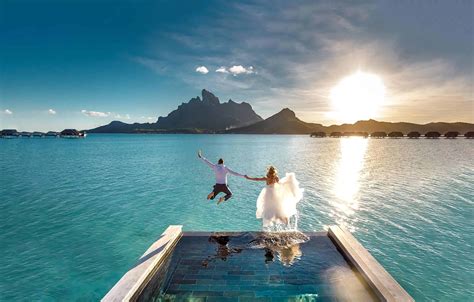 Bora Bora Photographer Damien Gobron Wedding And Honeymoon