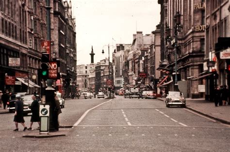 16 Color Photographs Of Street Scenes Of London In 1966 ~ Vintage Everyday