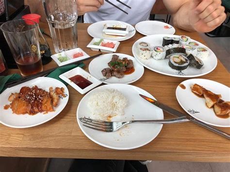 Sep 24, 2021 · etwa 20.000 menschen gingen am freitag in wien auf die straße, um entschlosseneres handeln für den klimaschutz einzufordern. Ebi 3, Wien - Restaurant Bewertungen, Telefonnummer ...