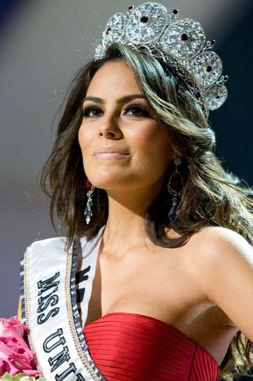 Reasons To Love Miss Universo Ximena Navarrete Juan Of Words