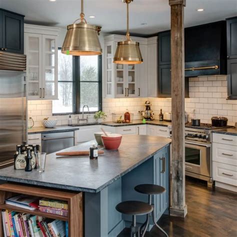 Of all your kitchen renovation projects, changing your cabinets will guarantee the greatest impact. 35+ Ideas about Small Kitchen Remodeling - TheyDesign.net - TheyDesign.net