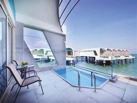 Yelah, bilik premium pool villa atas lauttt harga asalnya lebih dari rm1700+++. Lexis® Hibiscus Port Dickson | 5-Star Port Dickson Beach ...