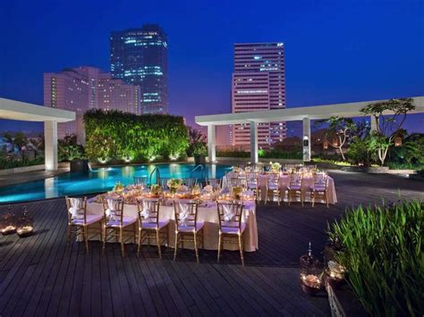 Poolside At Mandarin Oriental Tempat Wedding Terbagus Di Jakarta Food