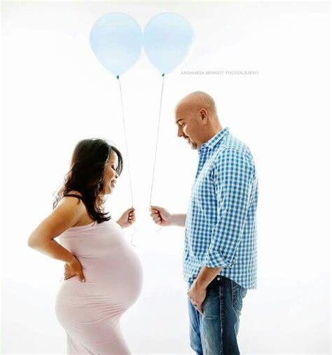 Balloon Pregnancy Outfits Pregnancy Photos White Gowns White Dress Bump Photos Maternity