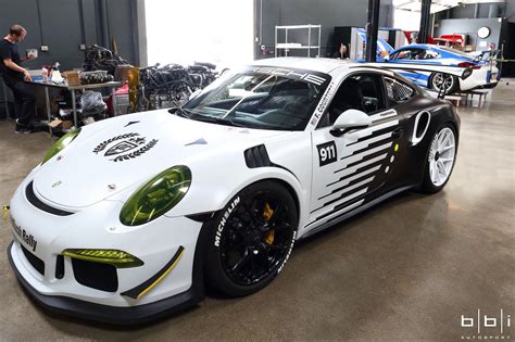 Im Absolutely In Love With This Wrap On This 911 Gt3 Rs Rporsche