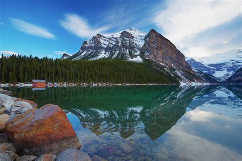High Resolution Wallpaper Of Lake Louise Photo Of Banff National Park
