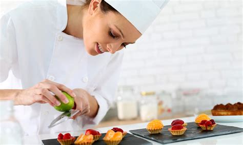 Silvia carrocera lotta te lo enseña como en la tv, pero con la comodidad de leer, releer y practicar cuantas veces quieras. Queridos Reyes Magos, este año quiero… ¡un curso de cocina!