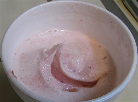 Corrie Food Sonics Strawberry Cream Slush