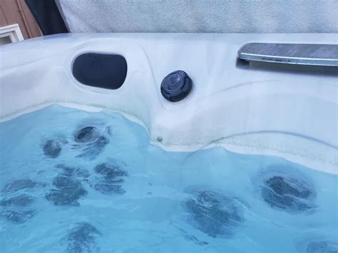 Hot Tub Scum How To Clean Prevent It H O Hot Tubs Uk