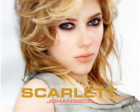 Blue Aquini Scarlett Johansson
