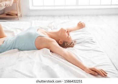 Sexy Bride Posing Naked Lying Hotel Nh C S N Shutterstock