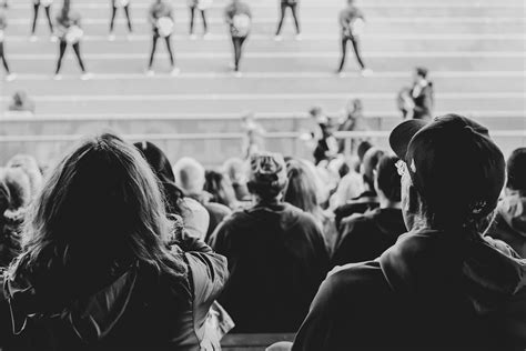 How to Create the Ultimate Sports Fan Experience | GT Grandstands