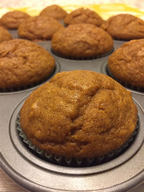 Easy Pumpkin Muffins Recipe Makes Giant And Moist Muffins Melanie