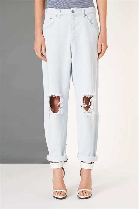 Lyst Topshop Ripped Knee Baggy Jeans By Boutique In Blue