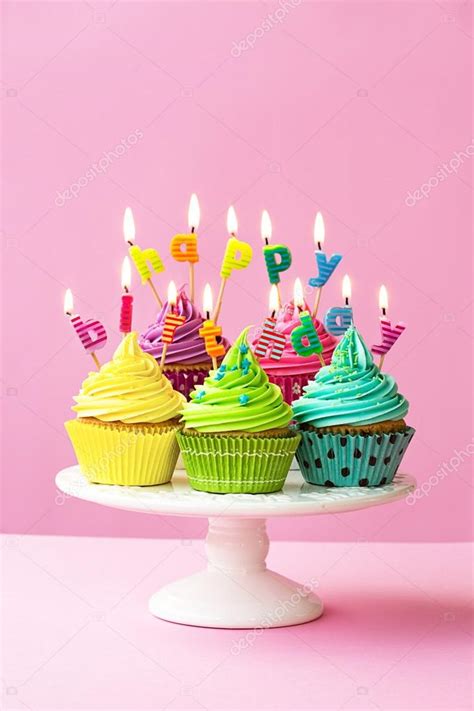 Happy Birthday Cupcakes — Stock Photo © Ruthblack 63683791