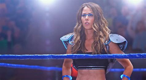 Amanda Crew Embraces Inner Ass Kicker In ‘chokeslam Vancouver Is Awesome