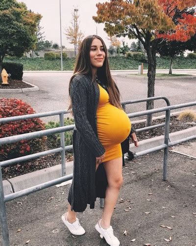 Nothing Beats A Pregnant Belly In A Tight Dress Tumbex Hot Sex