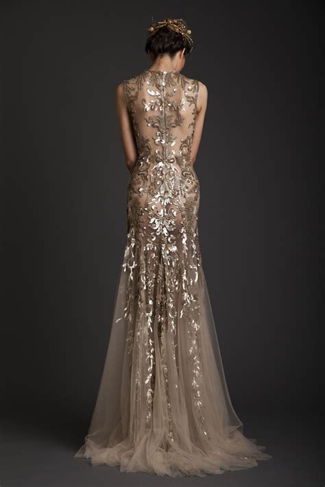 Check out the latest gold bodycon dresses at missguided and keep your style game strong in a figure hugging style. Gold Wedding Dresses | CHWV