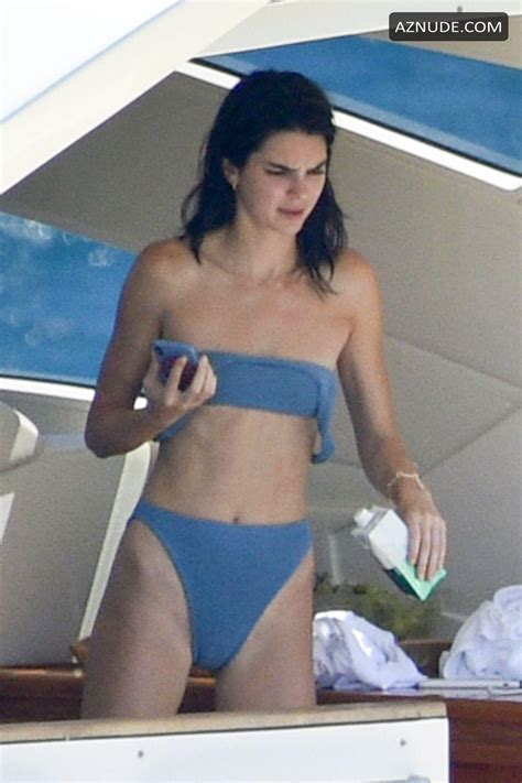 Kendall Jenner Enjoying Summer Heat On A Yacht In Corsica With Kourtney