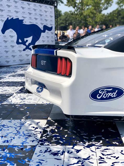 As nascar readies for its first, and most important, event of the year, the daytona 500 on sunday, it sits at a crossroads. First look: 2019 Monster Energy Series Ford Mustang ...