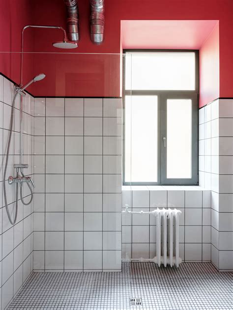 Our fave bathroom tile design ideas. How to decorate a small bathroom and still save space ...
