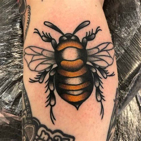 Top More Than 82 Traditional Bee Tattoo Best Ineteachers