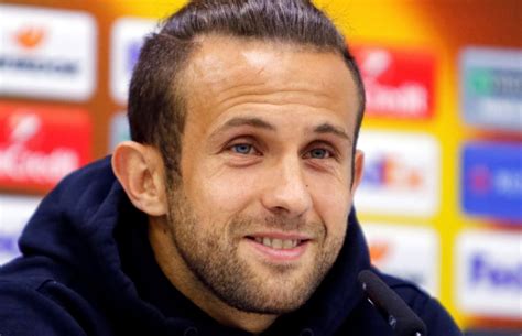 Miralem sulejmani is stuck at the airport in moscow. Column: Sulejmani, €580.000 per levensjaar - Ajax1.nl
