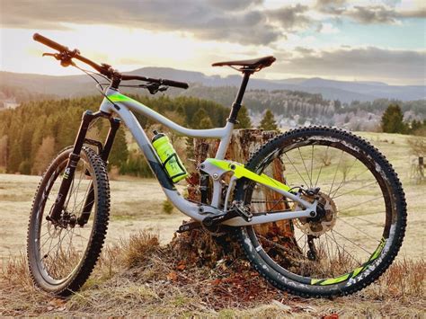 Your Guide To Buying A Used Mountain Bike Huck Adventures