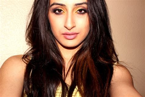 Navnit V S Navnit Virdi Makeup Lookbook Gallery Beautylish