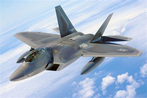 Estados Unidos Vão Enviar Caças F 22 Raptor à Europa Poder Aéreo