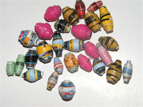 Rolled Paper Beads Made From Magazine Pages How To Make Beads Paper