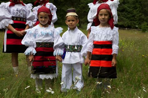 Zilien In Der Gnade Von Rand Costum Traditional Maramures Segeltuch Von