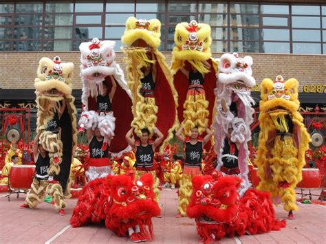 The most significant part of a lion dance a chinese new year celebration is never complete without the lighting of firecrackers and here at eastin hotel kuala lumpur, they lit up 6 line of. How to celebrate Chinese New Year traditions in Hong Kong ...