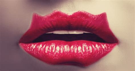 Devil Lips Doctors Warn Against Bizarre New Trend As Women Inject Lip